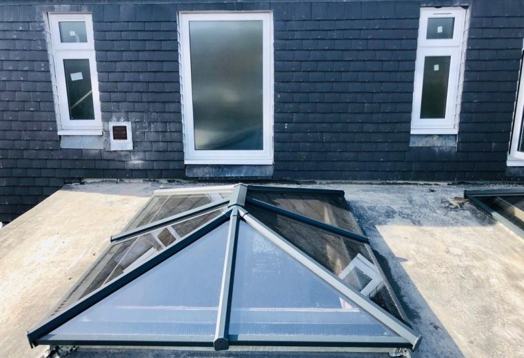 Lantern Roof (1) Lantern Roof (1)